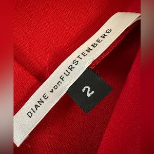 Diane von Furstenberg V from and back midi dress